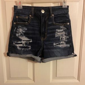 Curvy High Rise Shortie Jean Shorts Size 2 from American Eagle